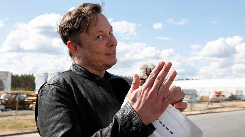 Forbes назвал Илона Маска самым богатым человеком в истории