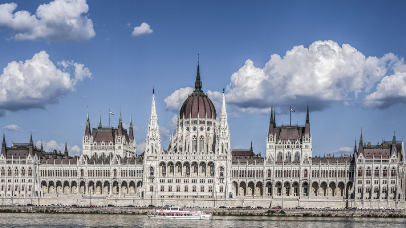 Парламент Венгрии ратифицировал заявку Швеции на вступление в НАТО