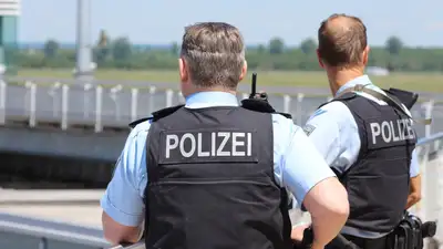 На двух политиков напали в Германии