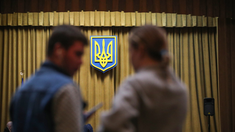 Менее 50% украинцев считают правильным развитие событий в стране