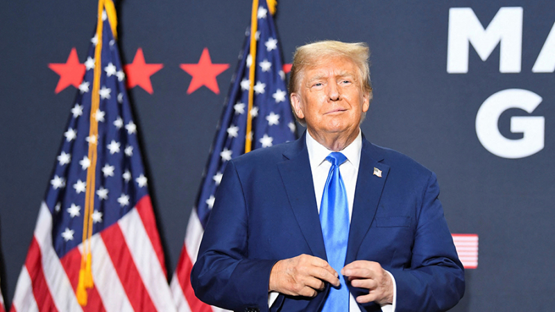 Трамп обвинил Россию в краже у США «супер-пупер-ракеты»